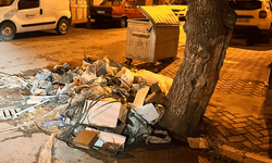 Eskişehir’de duyarsızlık pes dedirtti: Çöpler sokağa bırakıldı