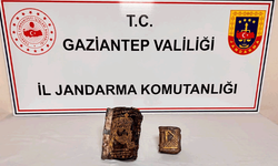 Gaziantep'te altın yazmalı 2 kitap ele geçirildi: 1 gözaltı