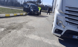 Isparta’da tır ile otomobil çarpıştı: 2 yaralı