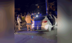 Kocaeli'de kavşakta otomobiller çarpıştı: 4 yaralı