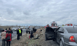 Konya'da takla atan otomobilde yaralanan genç, hayatını kaybetti