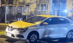 Tekirdağ'da yaya levhasına çarpan otomobil sürücüsü yaralandı