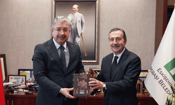 Vali Yılmaz’dan Başkan Ataç’a ziyaret: “Aramızda yılların dostluğu var”