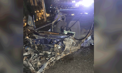 Afyonkarahisar’da korkunç kaza: Bariyerlere çarpan araçtan acı haber