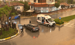 Antalya'da otomobil ile motosikletin çarpıştı: 1 yaralı