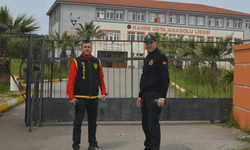 Balıkesir Ayvalık polisi okullardaki güvenlik önlemlerini arttırdı