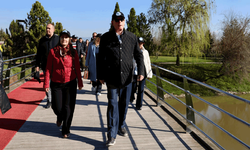 Başkan Kurt ve belediye personeli işe yürüyerek gitti