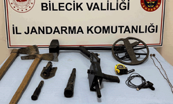 Bilecik'te kaçak kazı yapan 3 kişi suçüstü yakalandı