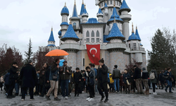 Eskişehir Büyükşehir ile 23 Nisan coşkusu parklara ve sahnelere taştı