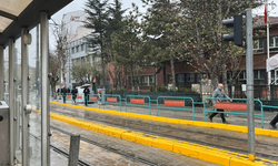 Eskişehir güne yağmurla başladı