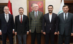 Eskişehir medya patronları Başkan Kurt ile bir araya geldi