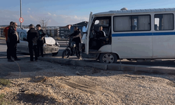 Eskişehir’de bir zincirleme kaza daha: 1’i çocuk 4 yaralı