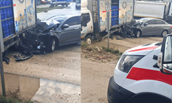 Eskişehir’de korkutan kaza: Kalabak su aracı ile otomobil çarpıştı