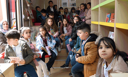 Eskişehir’de minikler kitaplarla buluştu