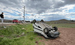 Eskişehir'de savrulan araç takla attı: 2 hafif yaralı