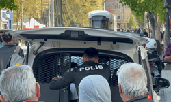 Eskişehir’de yaşlı adama yumruk atan çocuk tutuklandı