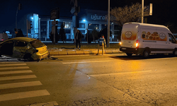 Kayseri’de otomobille panelvan araç çarpıştı