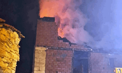 Kütahya'da korkutan yangın: 3,5 saat sonra kontrol altına alındı