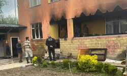 Sakarya'da iİki katlı evin mutfağında çıkan yangın paniğe neden oldu