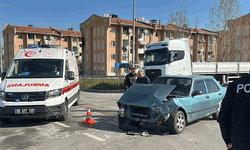 Samsun Şehir Hastanesi kavşağında kaza: 4 yaralı