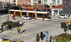 Sürücüler dikkat: Cumhuriyet Bulvarı bu Pazar trafiğe kapatılıyor