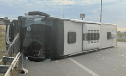 Balıkesir'de yolcu otobüsü devrildi: 25 yaralı