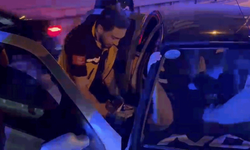 Bursa'da kontrolden çıkan otomobil bariyere çarptı, sürücü yaralandı