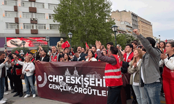 CHP Eskişehir Gençlik Örgütleri’nden 19 Mayıs’ta coşkulu kortej