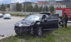 Denizli'de Refahiye'de iki otomobil çarpıştı: 6 yaralı
