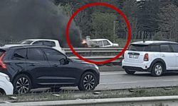 Eskişehir çevre yolunda otomobil alev alev yandı