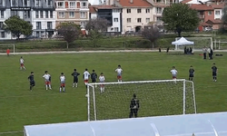 Eskişehir’de fair play dersi: Tartışmalı penaltıyı dışarı attı