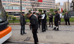 Eskişehir’de kaza nedeniyle tramvay seferleri durduruldu