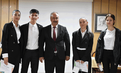 Eskişehir’de öğrenciler iklim değişikliği için kürsüye çıktı
