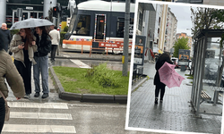 Eskişehir’de rüzgar ve yağış hayatı olumsuz etkiledi