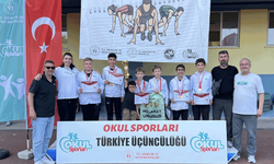 Eskişehirli öğrenciler atletizm şampiyonasında Türkiye derecesi yaptı