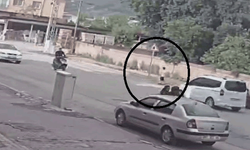 Hatay'da karşıya geçmeye çalışan dalgın çocuk araca çarptı