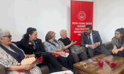 İYİ Parti Eskişehir'den huzurevine bayram ziyareti