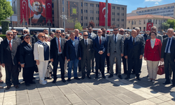 İYİ Parti’den 19 Mayıs’ta Atatürk anıtına çelenk