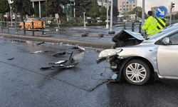 Kayseri'de ticari taksiyle otomobil çarpıştı: 2 yaralı