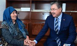 Vali Yılmaz’dan yaşlı vatandaşa anlamlı ziyaret