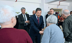 Vali Yılmaz’dan yaşlılara ve çocuklara bayram ziyareti