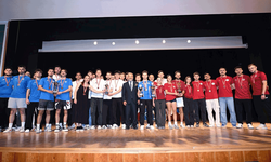 2026 Anadolu Üniversitesi Spor Ödülleri sahiplerini buldu