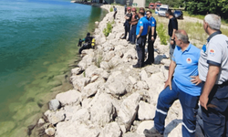 Adana’da Seyhan Nehri’ne giren 17 yaşındaki çocuk boğuldu