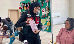Afyon'da jandarmanın kadına şiddetle mücadele eğitimleri sürüyor
