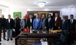 AK Parti heyetinden pazarcılar odasına ziyaret