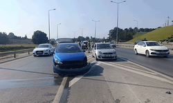 Antalya'da otomobil ile motosiklet çarpıştı:2 kişi yaralandı