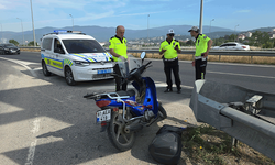 Düzce'de virajı alamayan motosiklet sürücüsü bariyere çarptı