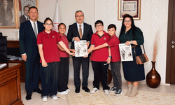 Eskişehir'de 120 öğrencinin emeğiyle hazırlanan "Gazete Yunus" tanıtıldı