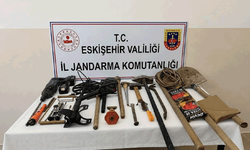 Eskişehir’de kaçak kazı yapan 3 şüpheli suçüstü yakalandı
