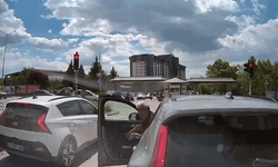 Eskişehir’de trafiği kilitleyen sürücü tepki çekti